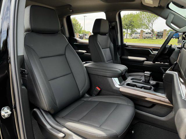 2026 Chevrolet Silverado 1500 4WD Crew Cab Standard Bed LT