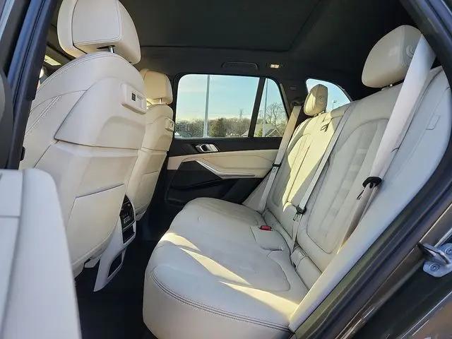 2022 BMW X5 xDrive45e