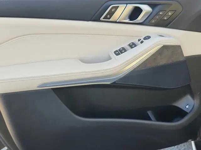 2022 BMW X5 xDrive45e