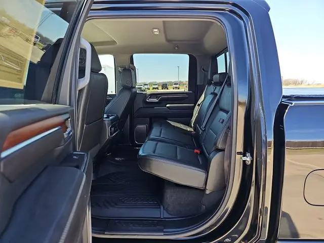 2024 GMC Sierra 2500HD Denali