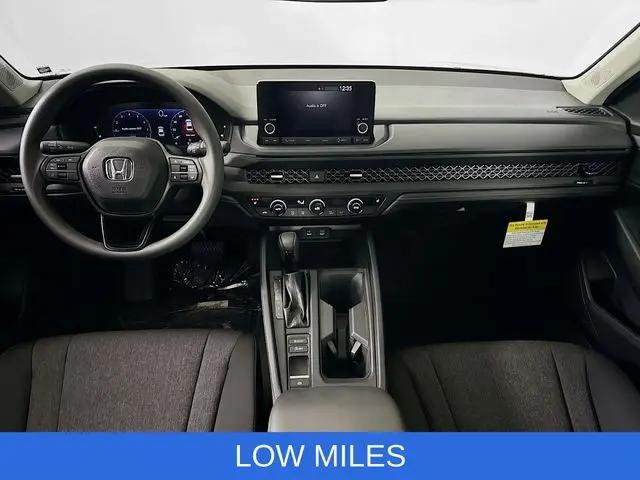 2025 Honda Accord Sedan SE