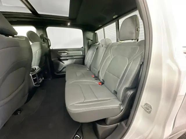 2023 Ram 1500 Big Horn Crew Cab 4x4 5'7" Box