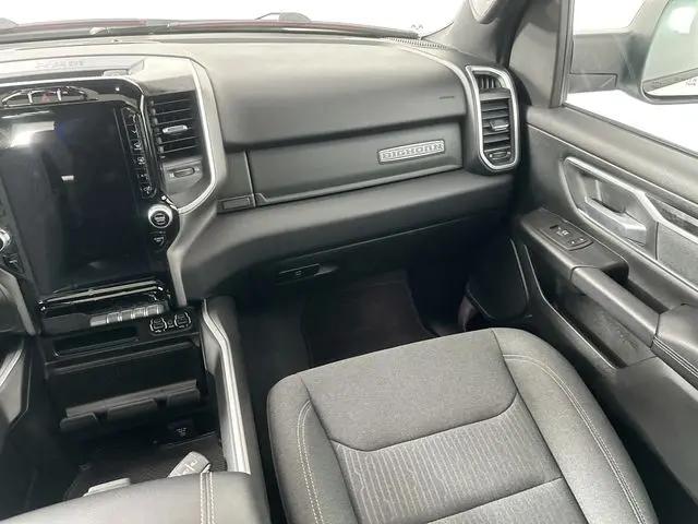 2023 Ram 1500 Big Horn Crew Cab 4x4 5'7" Box