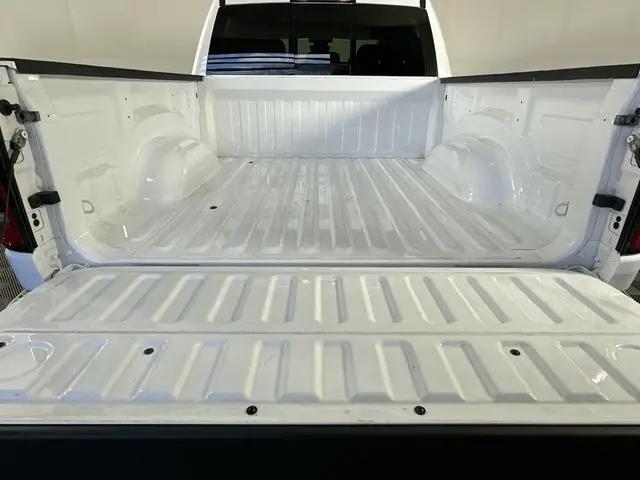 2023 Ram 1500 Big Horn Crew Cab 4x4 5'7" Box