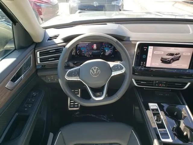 2026 Volkswagen Atlas SEL Premium R-Line