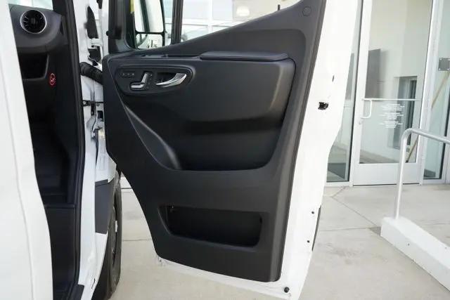2026 Mercedes-Benz Sprinter 2500 High Roof 4-Cyl Diesel HO