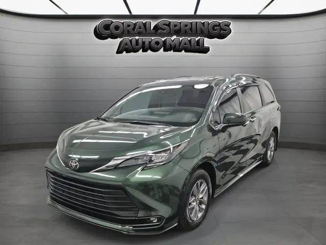 2026 Toyota Sienna XLE