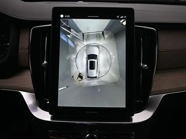 2026 Volvo XC90 Plug-In Hybrid Plus, T8 AWD, Electric/Gasoline, Bright, 7 Seats