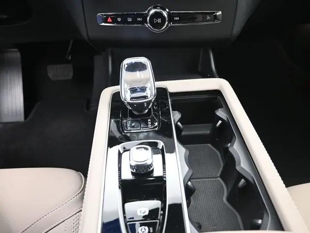 2026 Volvo XC90 Plug-In Hybrid Plus, T8 AWD, Electric/Gasoline, Bright, 7 Seats