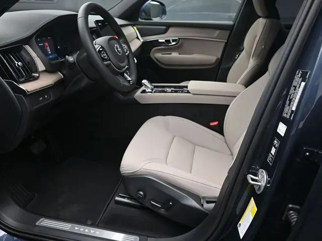2026 Volvo XC90 Plug-In Hybrid Plus, T8 AWD, Electric/Gasoline, Bright, 7 Seats