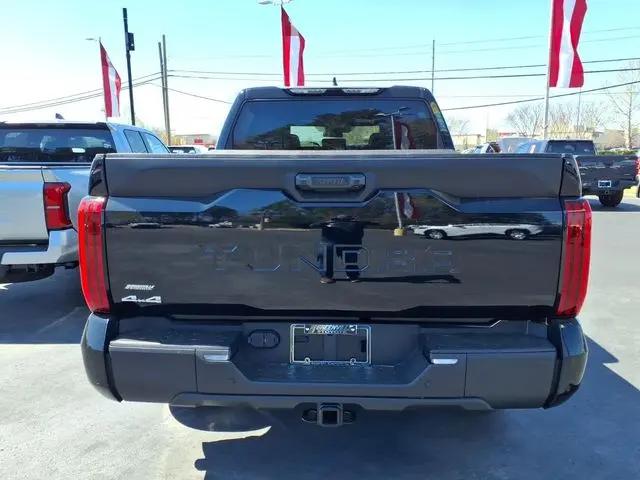 2026 Toyota Tundra SR5 CrewMax 5.5' Bed