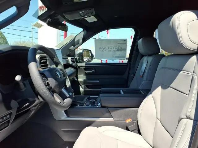 2026 Toyota Tundra SR5 CrewMax 5.5' Bed
