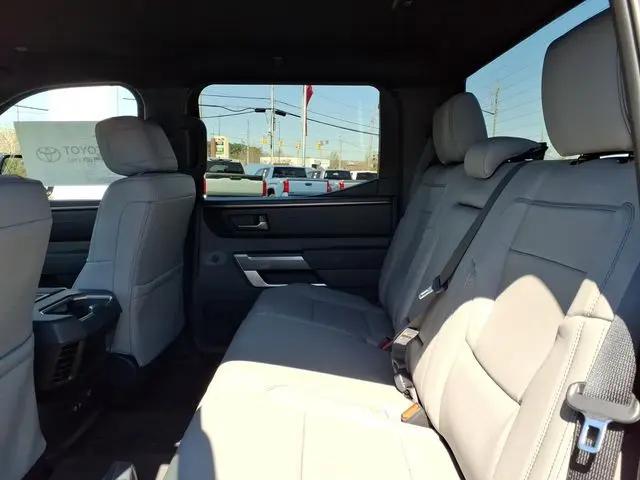 2026 Toyota Tundra SR5 CrewMax 5.5' Bed