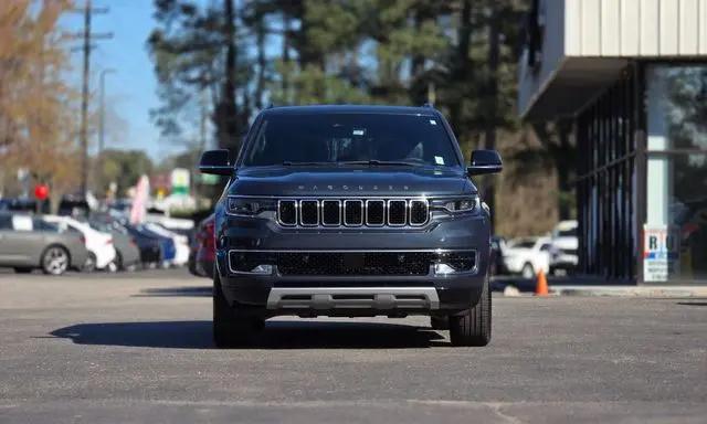 2024 Jeep Wagoneer Series II 4x2