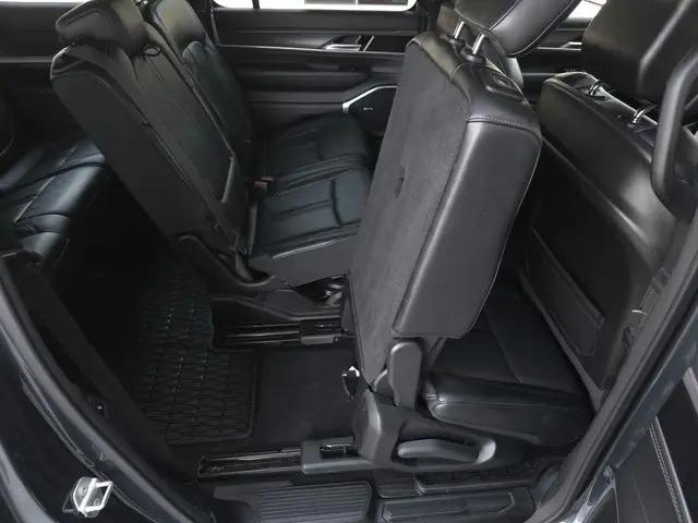 2024 Jeep Wagoneer Series II 4x2