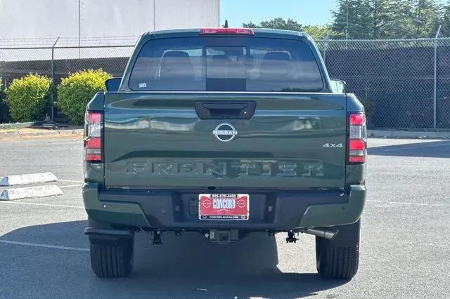 2026 Nissan Frontier Crew Cab Long Bed SV 4x4