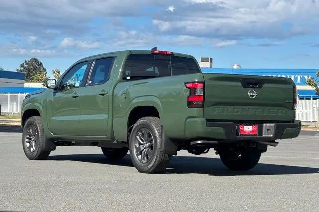 2026 Nissan Frontier Crew Cab Long Bed SV 4x4
