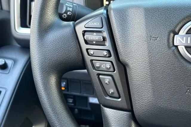 2026 Nissan Frontier Crew Cab Long Bed SV 4x4