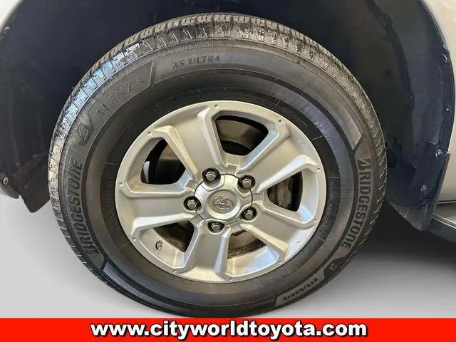 2018 Toyota Sequoia SR5
