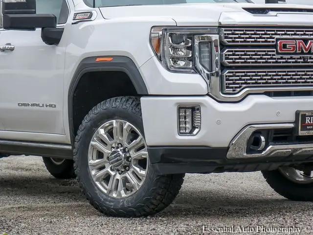 2022 GMC Sierra 2500HD 4WD Crew Cab Standard Bed Denali