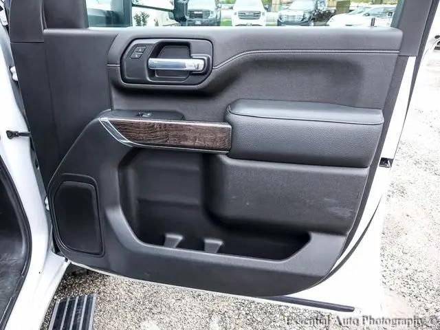 2022 GMC Sierra 2500HD 4WD Crew Cab Standard Bed Denali
