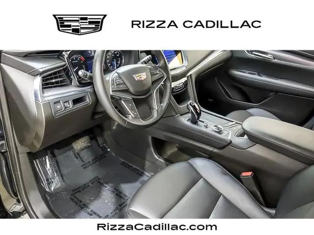 2022 Cadillac XT5 AWD Luxury