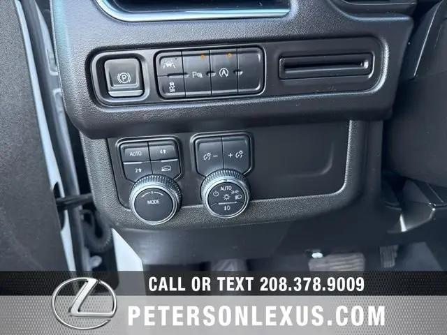 2024 GMC Yukon 4WD SLT