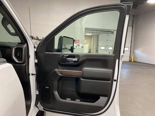 2020 GMC Sierra 3500HD 4WD Crew Cab Standard Bed Denali