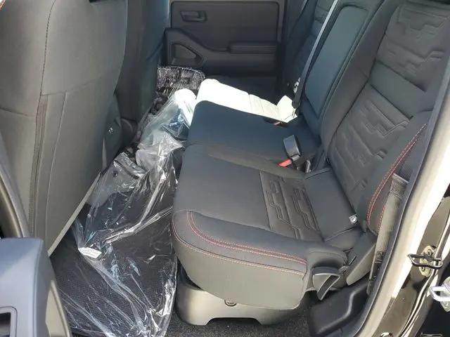 2026 Nissan Frontier Crew Cab PRO-4X 4x4