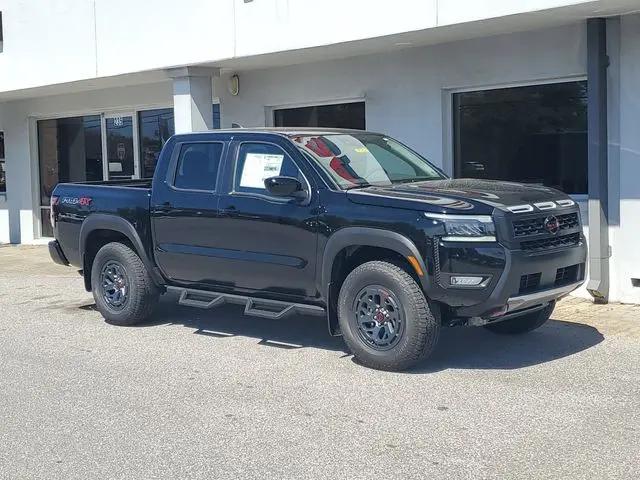 2026 Nissan Frontier Crew Cab PRO-4X 4x4