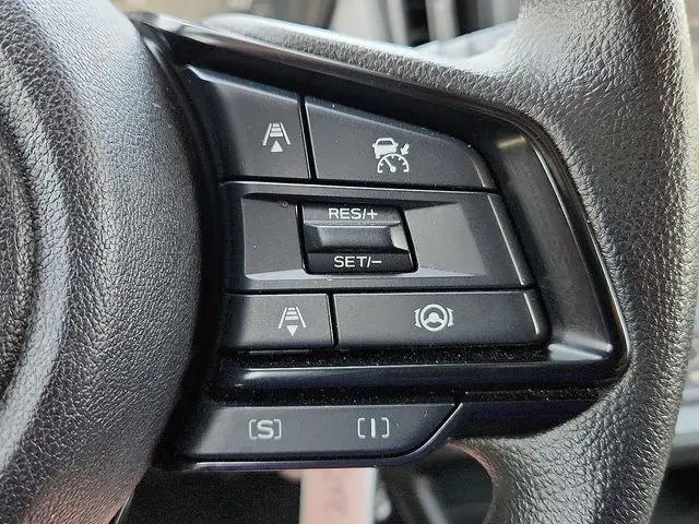 2025 Subaru Crosstrek 2.0i