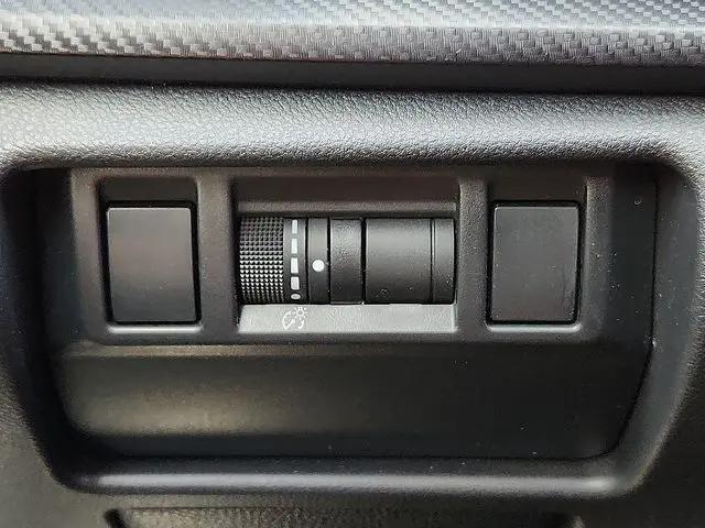 2025 Subaru Crosstrek 2.0i