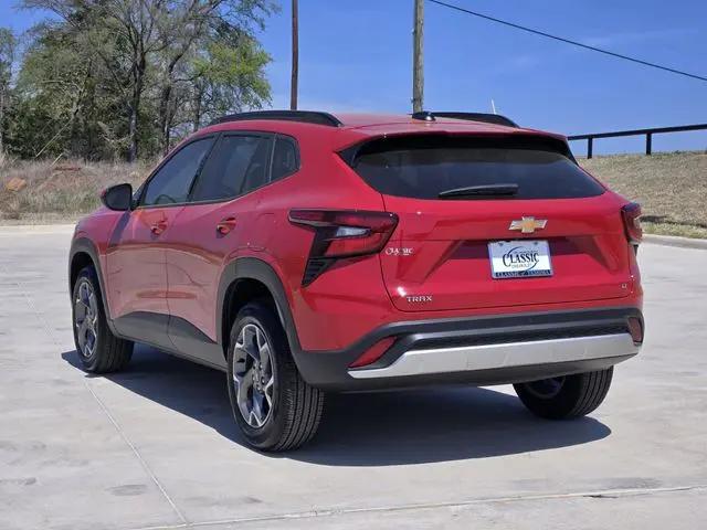2026 Chevrolet Trax FWD LT