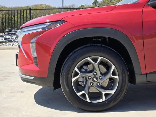 2026 Chevrolet Trax FWD LT