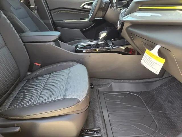 2026 Chevrolet Trax FWD LT