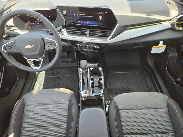 2026 Chevrolet Trax FWD LT