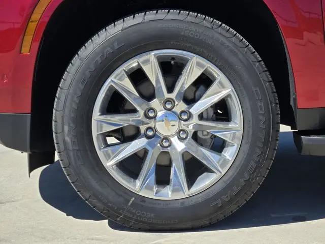 2025 Chevrolet Suburban 4WD Premier