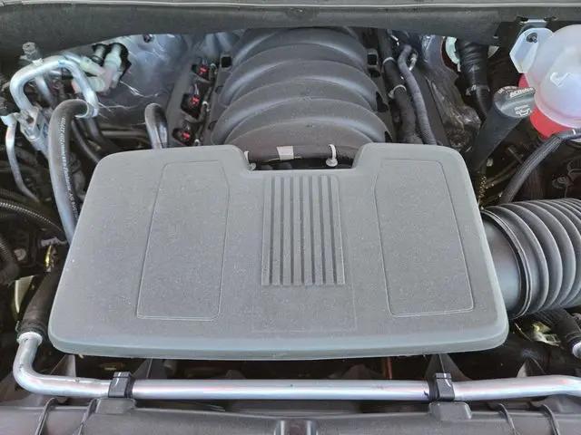 2025 Chevrolet Suburban 4WD Premier