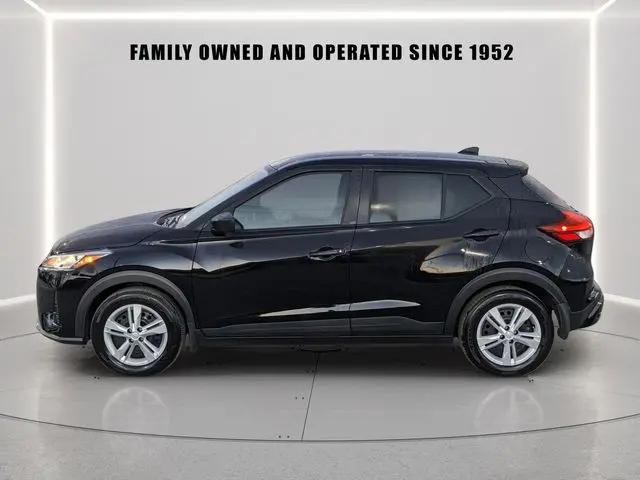 2025 Nissan Kicks S