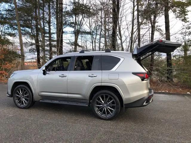 2026 Lexus LX F SPORT Handling