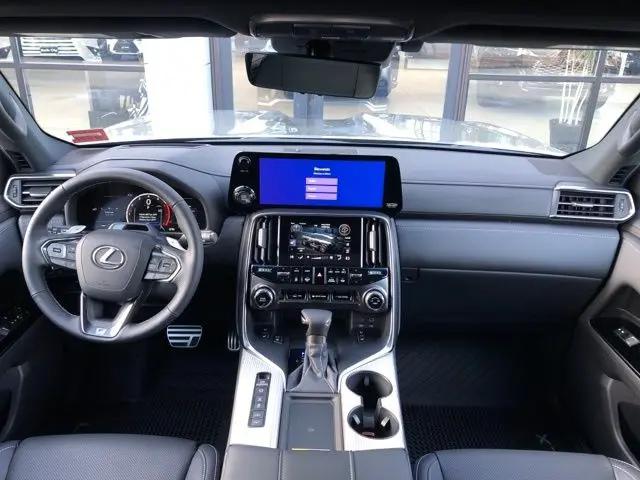 2026 Lexus LX F SPORT Handling