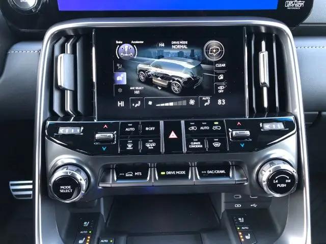 2026 Lexus LX F SPORT Handling