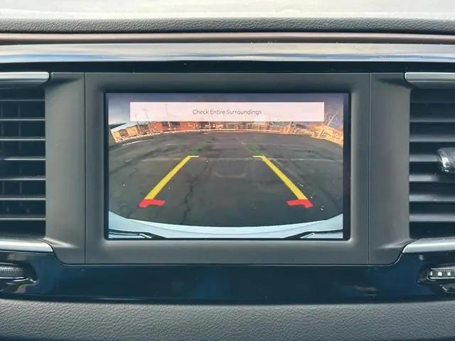 2022 Chrysler Voyager LX