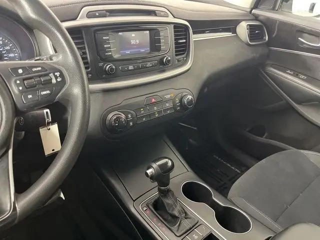 2017 Kia Sorento 2.4L LX