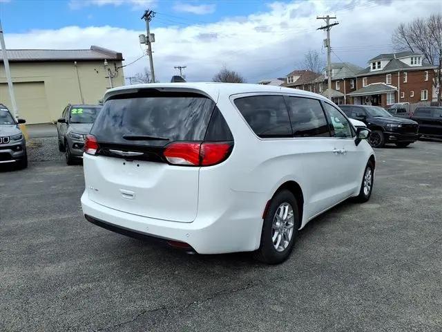 2026 Chrysler Voyager LX
