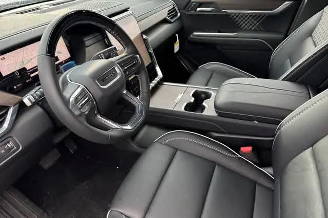 2026 GMC Acadia Denali AWD