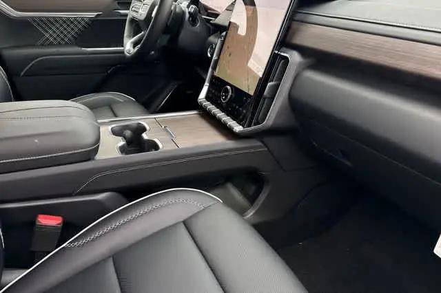 2026 GMC Acadia Denali AWD