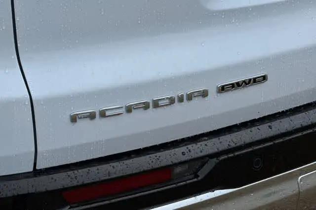 2026 GMC Acadia Denali AWD