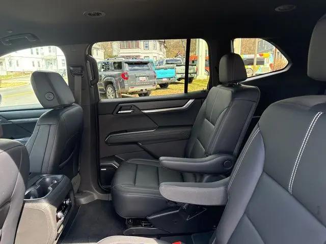 2026 GMC Acadia Elevation AWD