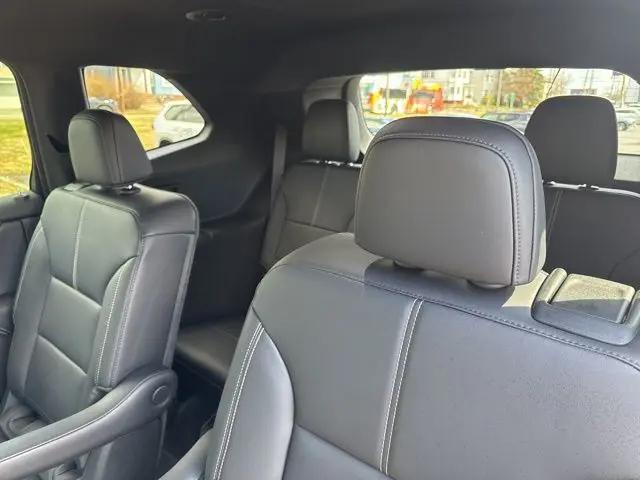 2026 GMC Acadia Elevation AWD